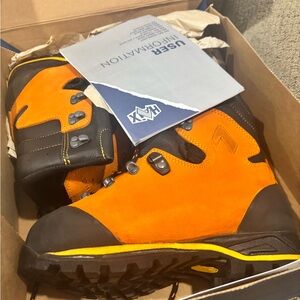 Brand new never worn Haix boots.